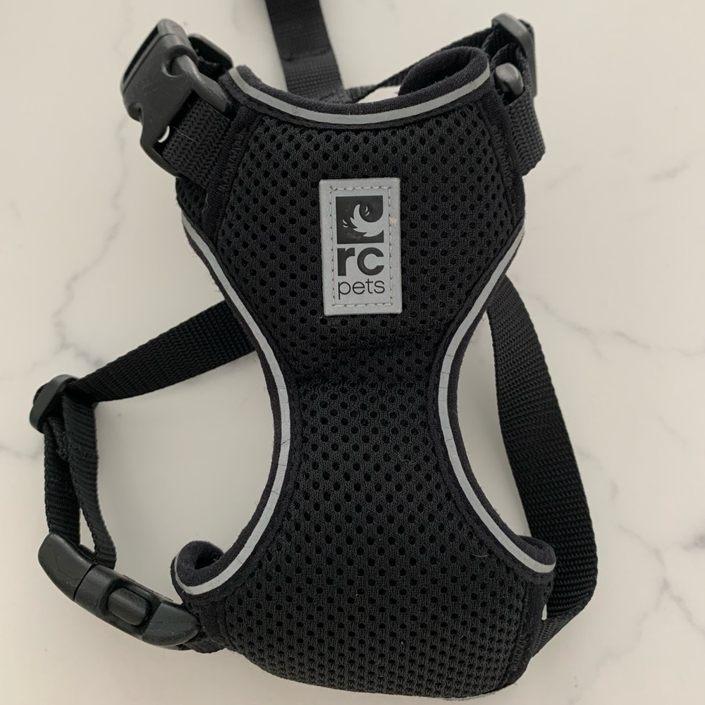 Black Mesh RC pets Harness - Padded No-Pull Comfort